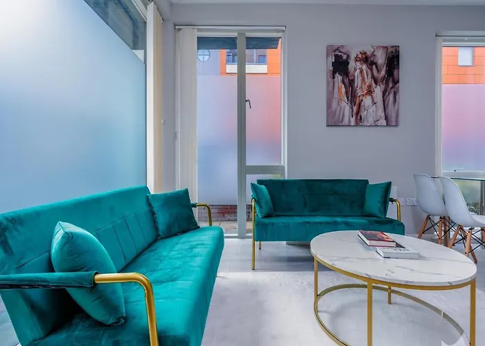 Garden View Serviced Flat Near Castle Park * 布里斯托